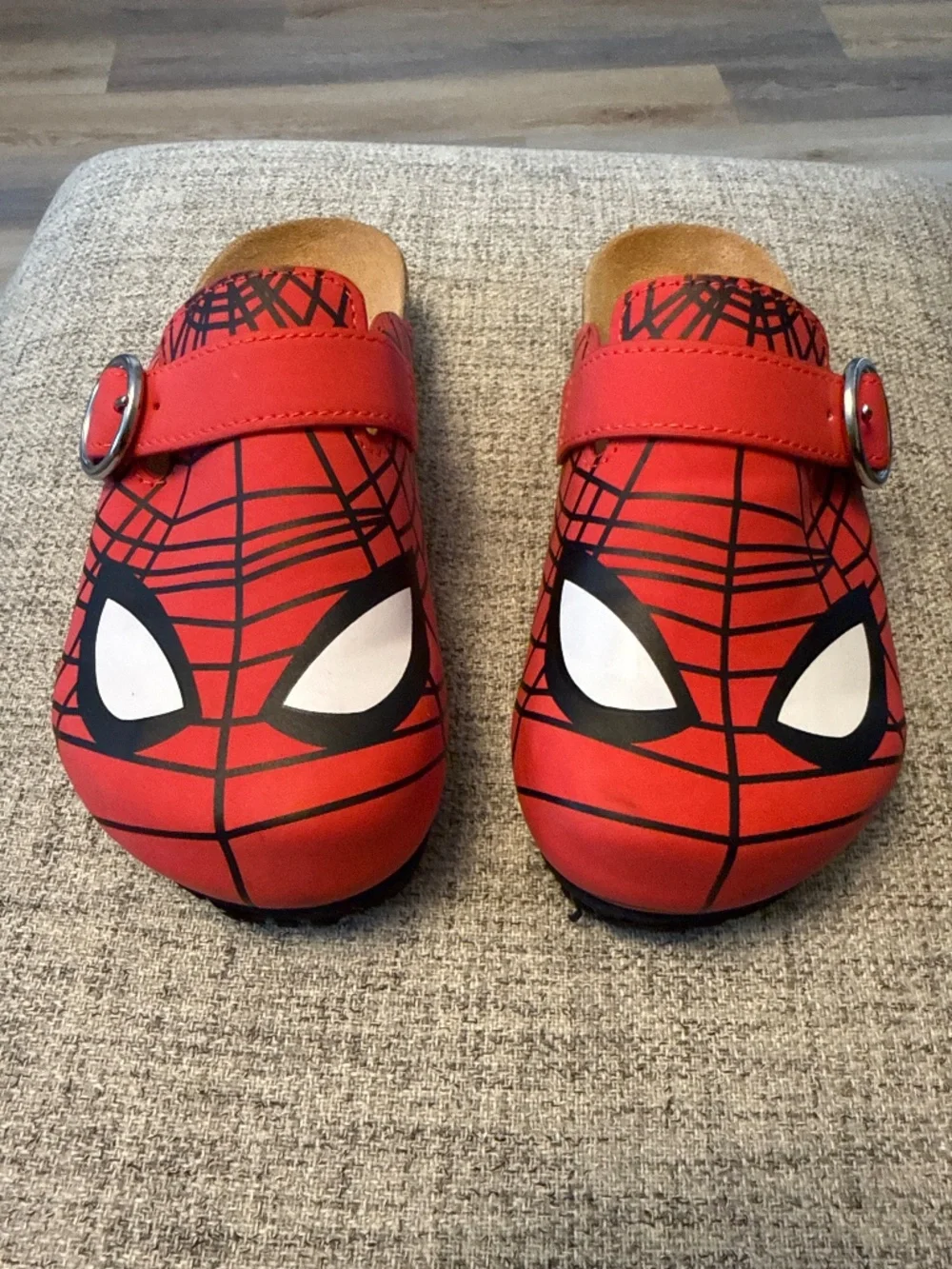 Spiderman clogs